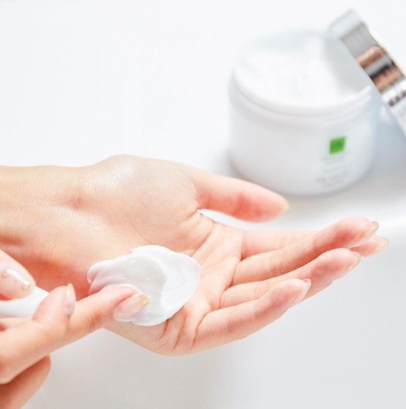 Facialist Treatment Masser R